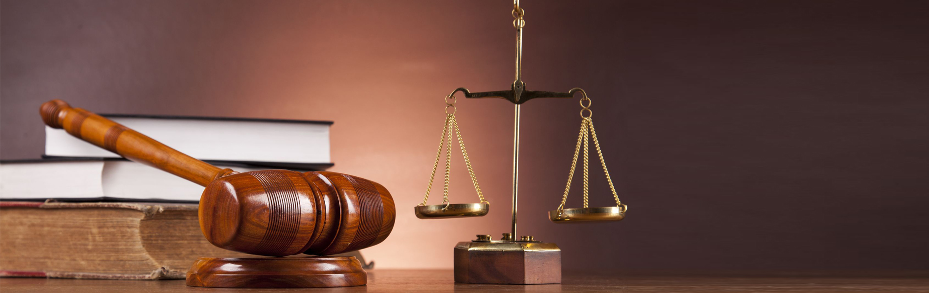 Servicios legales a empresas y privados